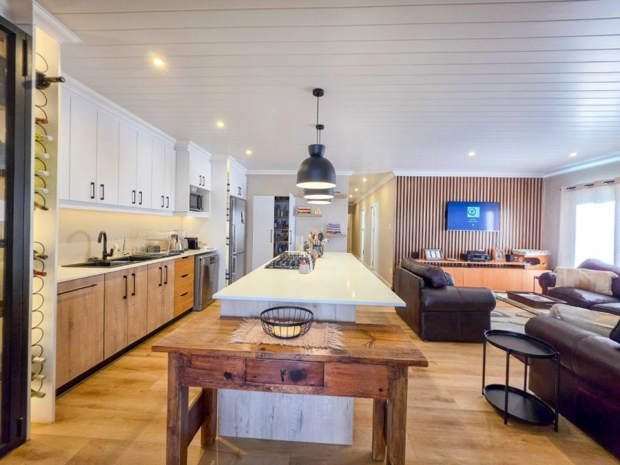 3 Bedroom Property for Sale in Stilbaai Wes Western Cape